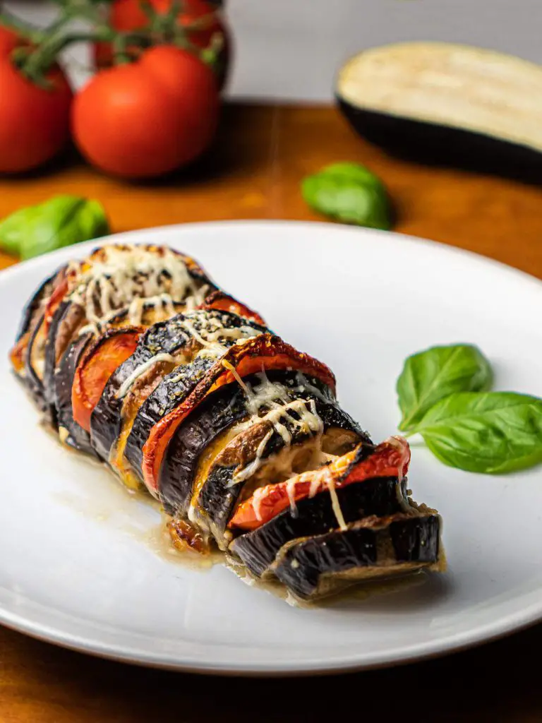 Aubergine hasselback