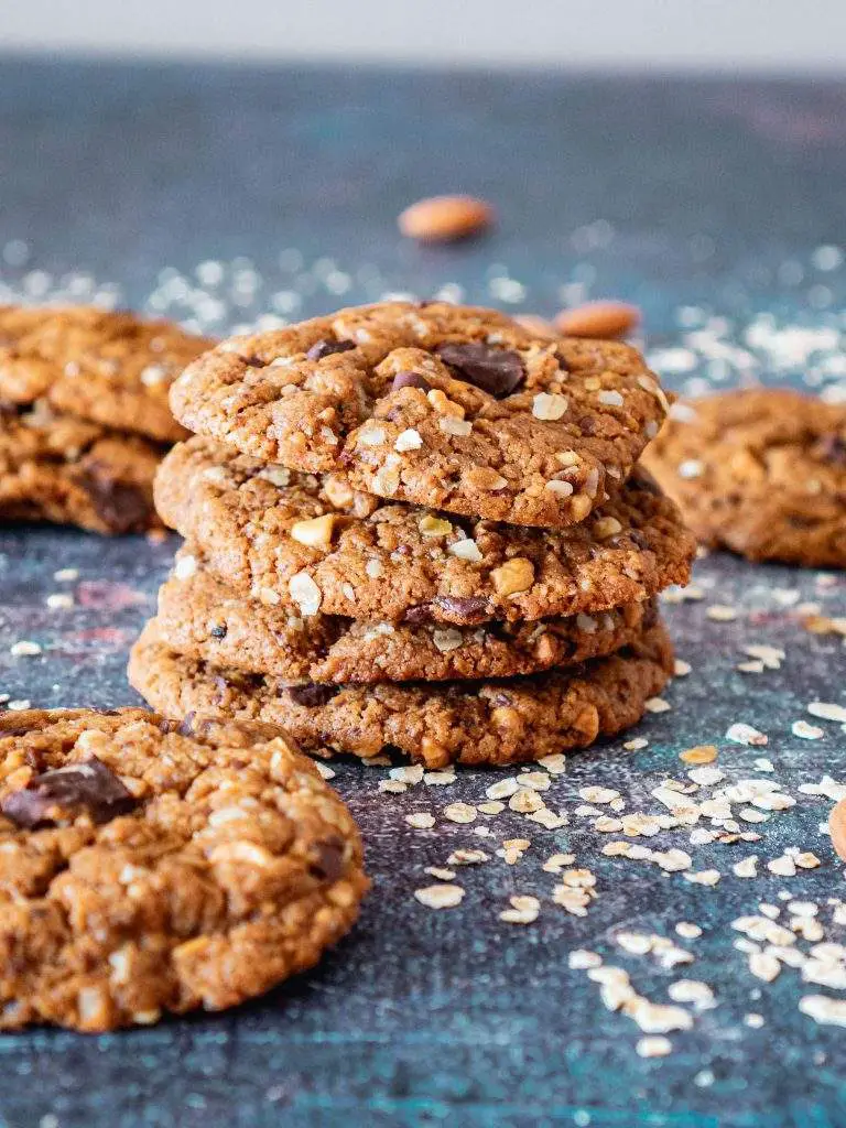 Cookies sans farine, sans gluten aux pépites de chocolat et purée d'amande