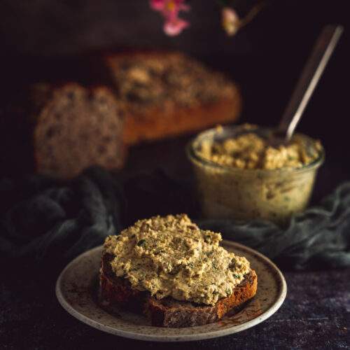 Rillettes de Poulet Légères et Savoureuses aux Cornichons : La Tartinade Parfaite !