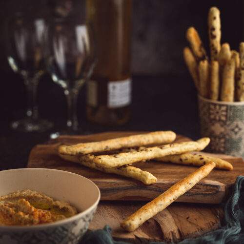 Gressin maison aux graines de cumin, gruyère et parmesan