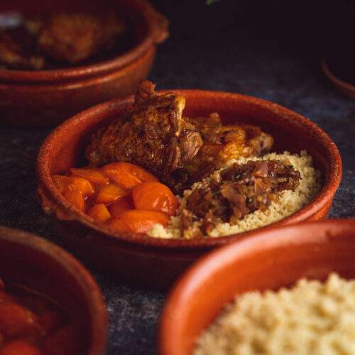 Cuisse de poulet abricots frais et semoule façon tajine healthy